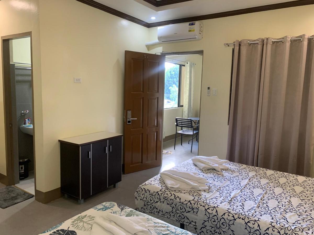 Zl Travelers Inn Batuan Luaran gambar