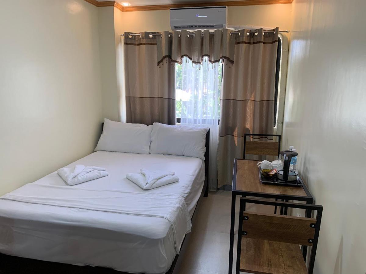 Zl Travelers Inn Batuan Luaran gambar