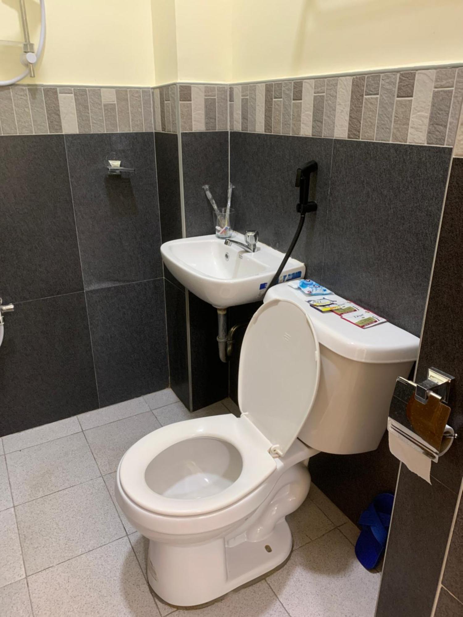 Zl Travelers Inn Batuan Luaran gambar