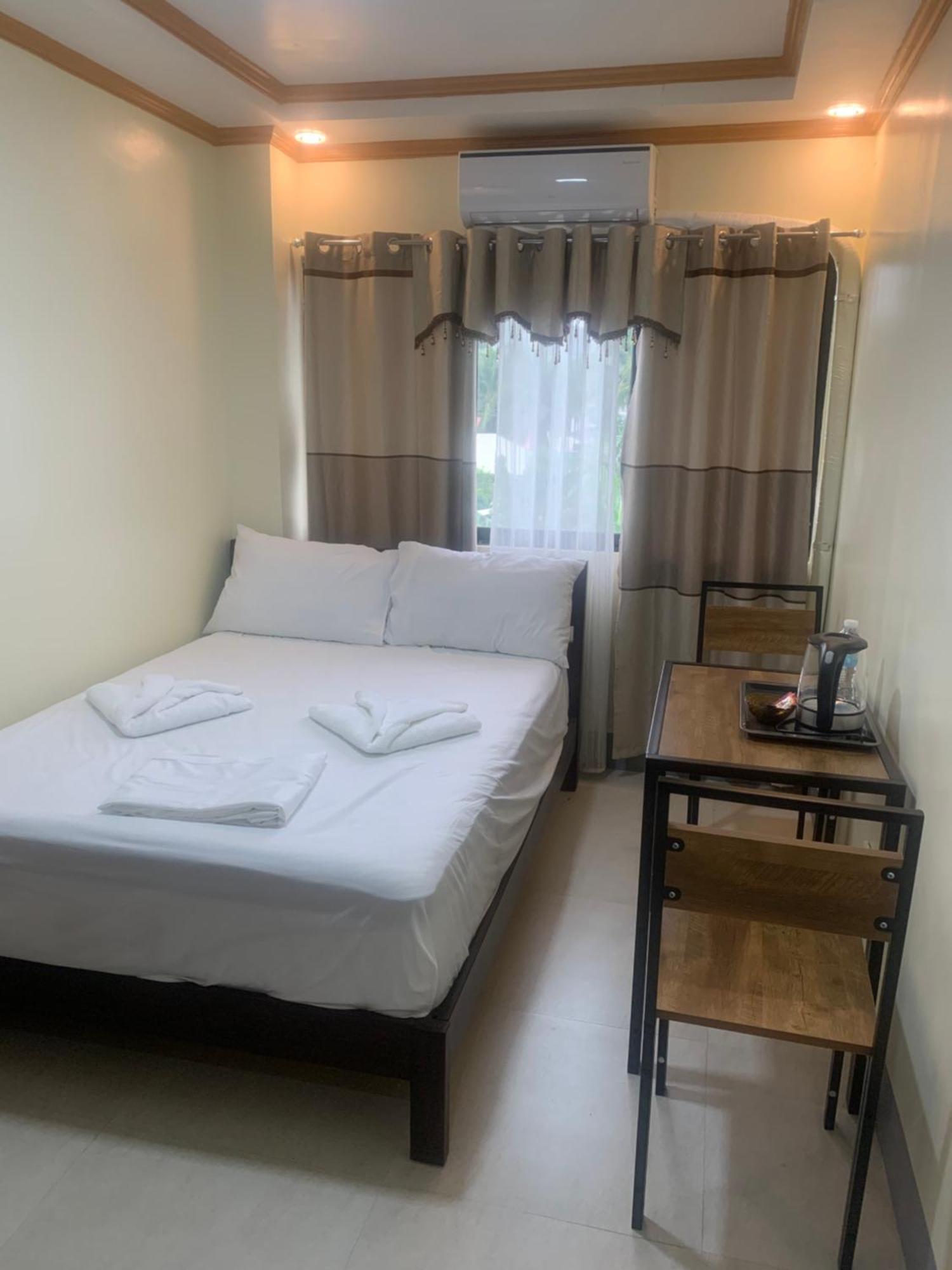 Zl Travelers Inn Batuan Luaran gambar