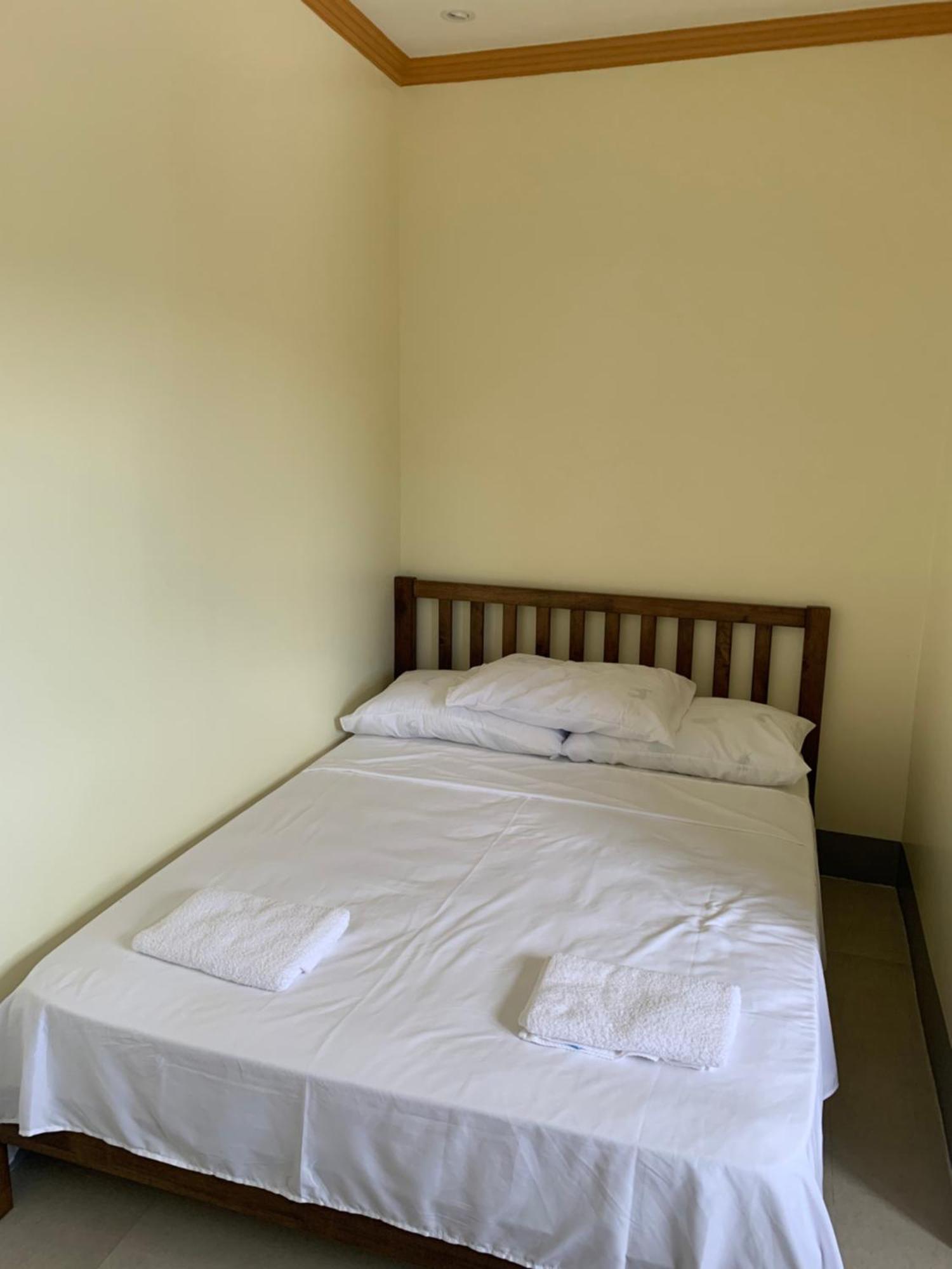 Zl Travelers Inn Batuan Luaran gambar